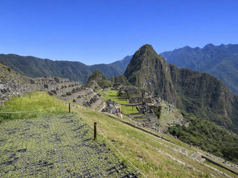 Machu Picchu Circuit 2 Guided Tour with Entrance Ticket