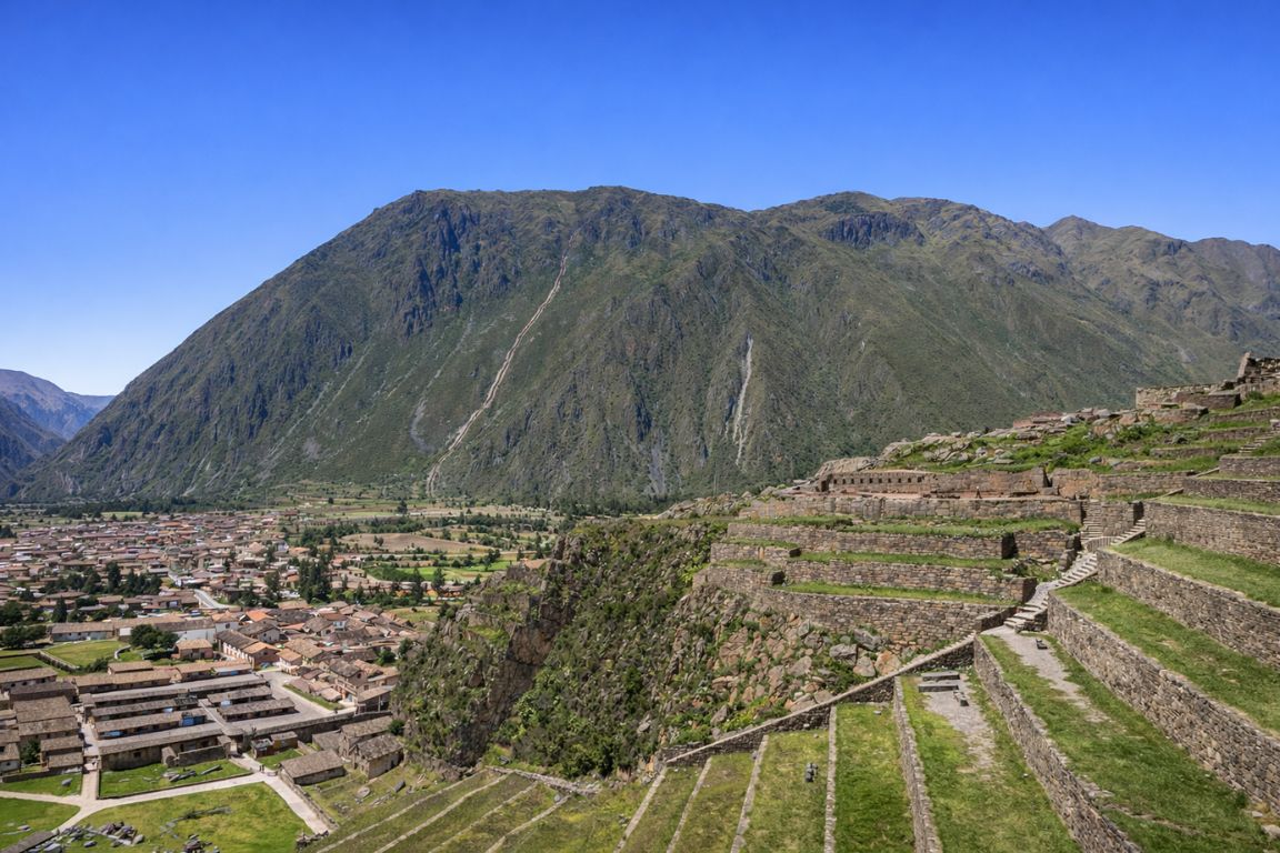 Panoramic view of Ollantaytambo archaeological site explored on a guided Sacred Valley tour with Machu Picchu Guided Tours.